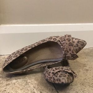 New Too Leopard print flats sz 8